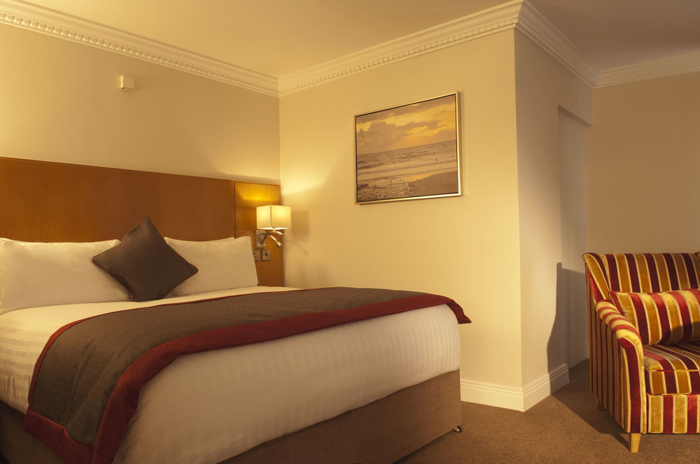 Clanree Hotel & Leisure Centre Летеркени Екстериор снимка