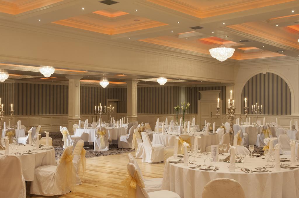 Clanree Hotel & Leisure Centre Летеркени Екстериор снимка